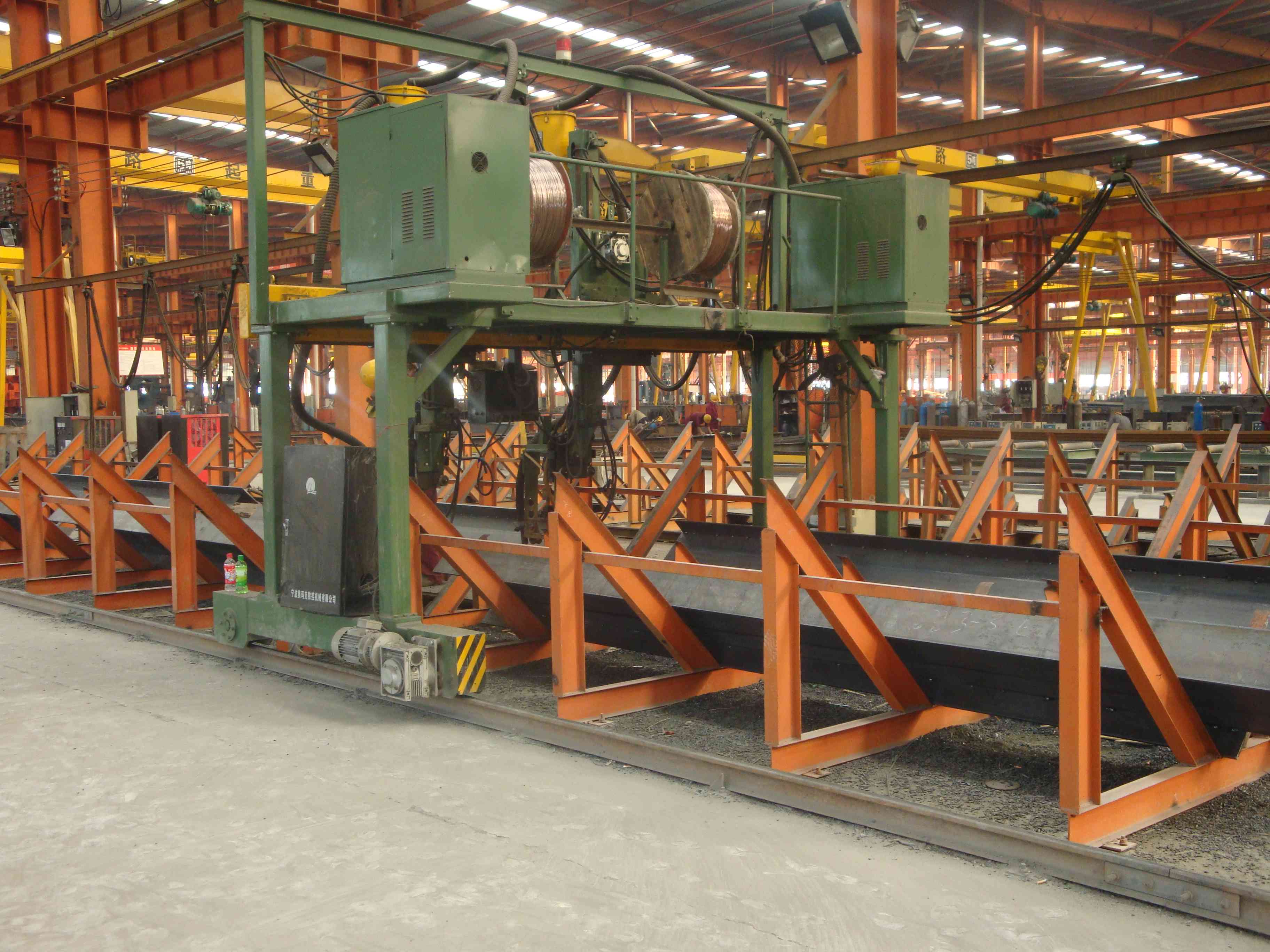 H型钢门型埋弧焊机